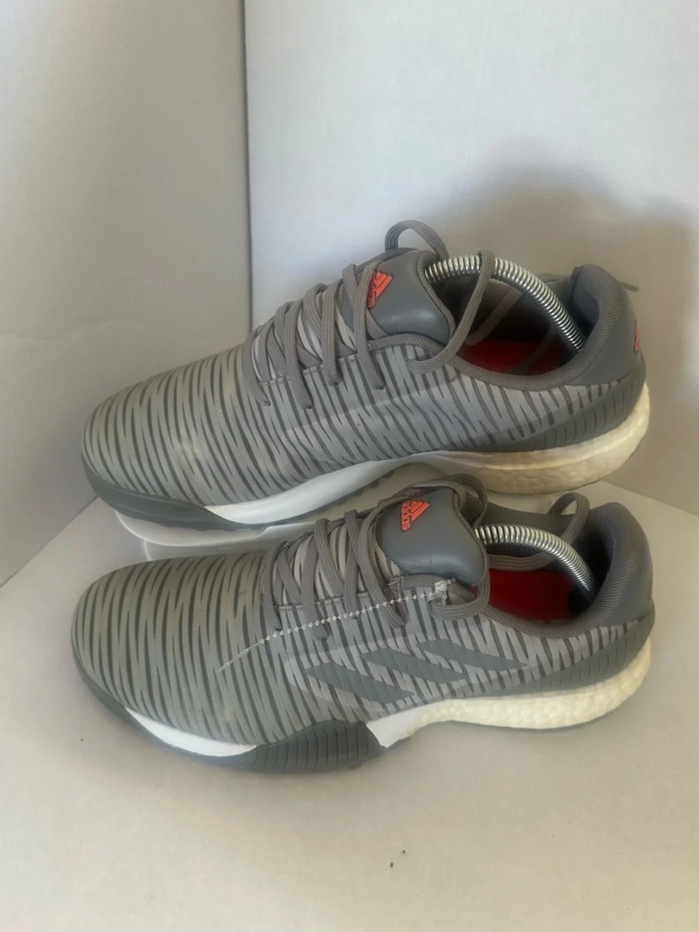 Adidas  CHAOS Men’s Golf Shoes. Size 9 1/2